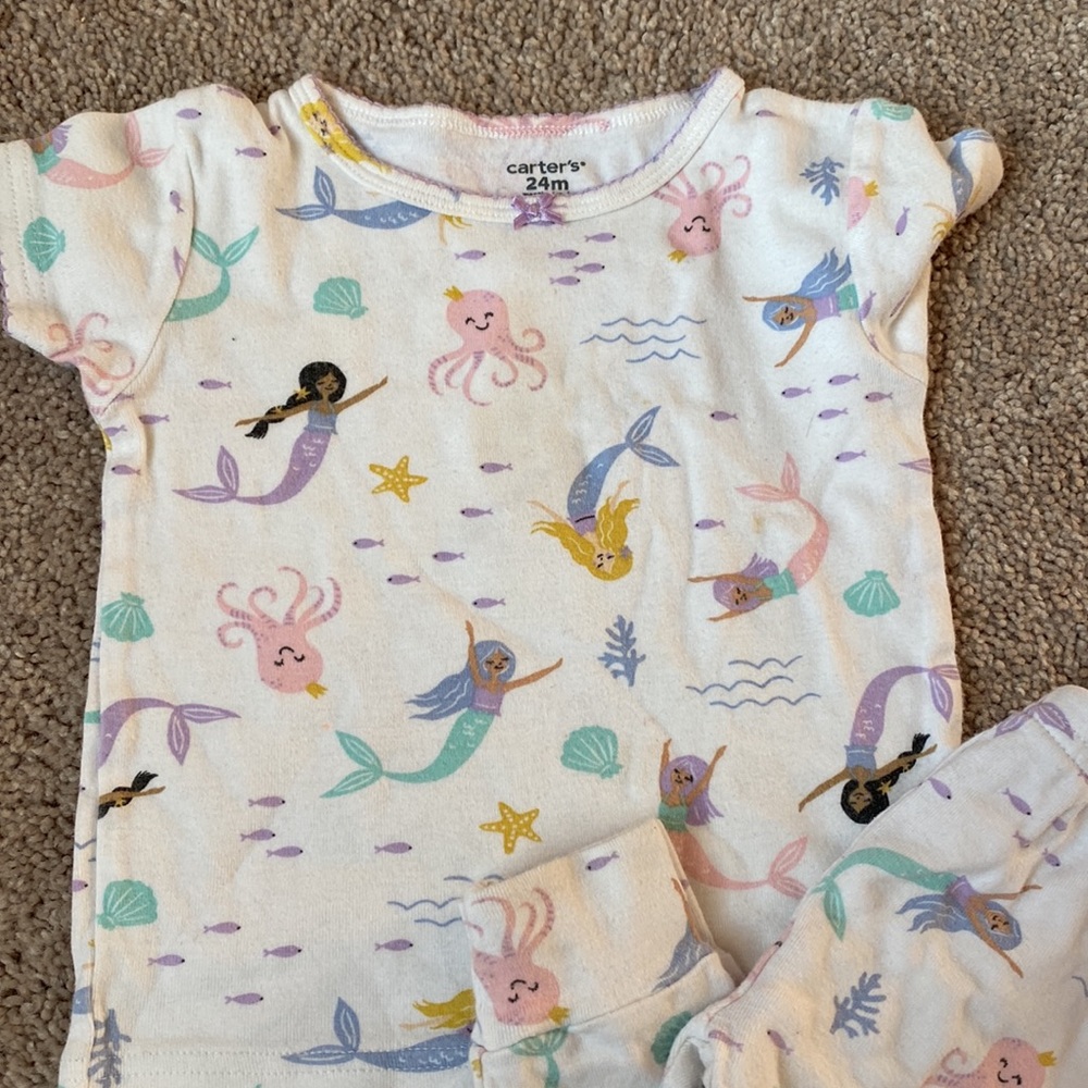 Carters girls pajama set size 24 months mermaids - Picture 3 of 4